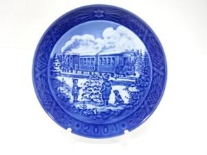 ROYAL COPENHAGEN　ロイヤルコペンハーゲン　「A waiting the christmas train」　イヤープレート(2004年)　洋食器